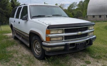 Chevrolet-suburban-34-ton-nominal-diesel-1995-white-8