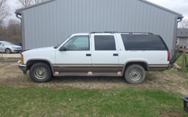 Chevrolet-suburban-34-ton-nominal-diesel-1995-white-9