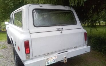 Chevrolet-suburban-k-10-4wd-1969-grey-1