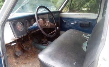 Chevrolet-suburban-k-10-4wd-1969-grey-7