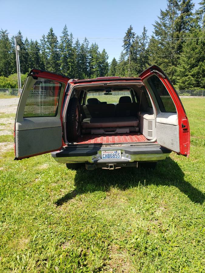 Chevrolet-suburban-k1500-1994-red-13
