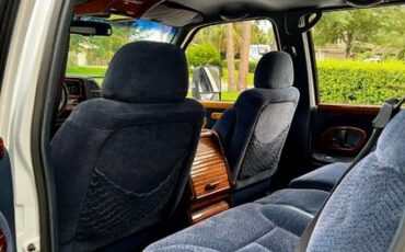 Chevrolet-suburban-k1500-diesel-1995-23