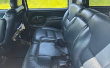 Chevrolet-suburban-lt-1995-white-10