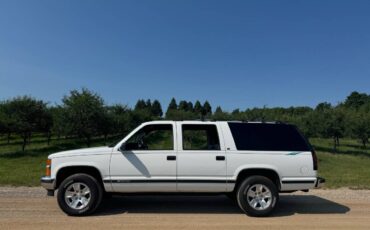 Chevrolet-suburban-lt-1995-white-13