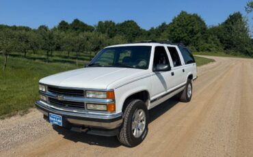 Chevrolet-suburban-lt-1995-white