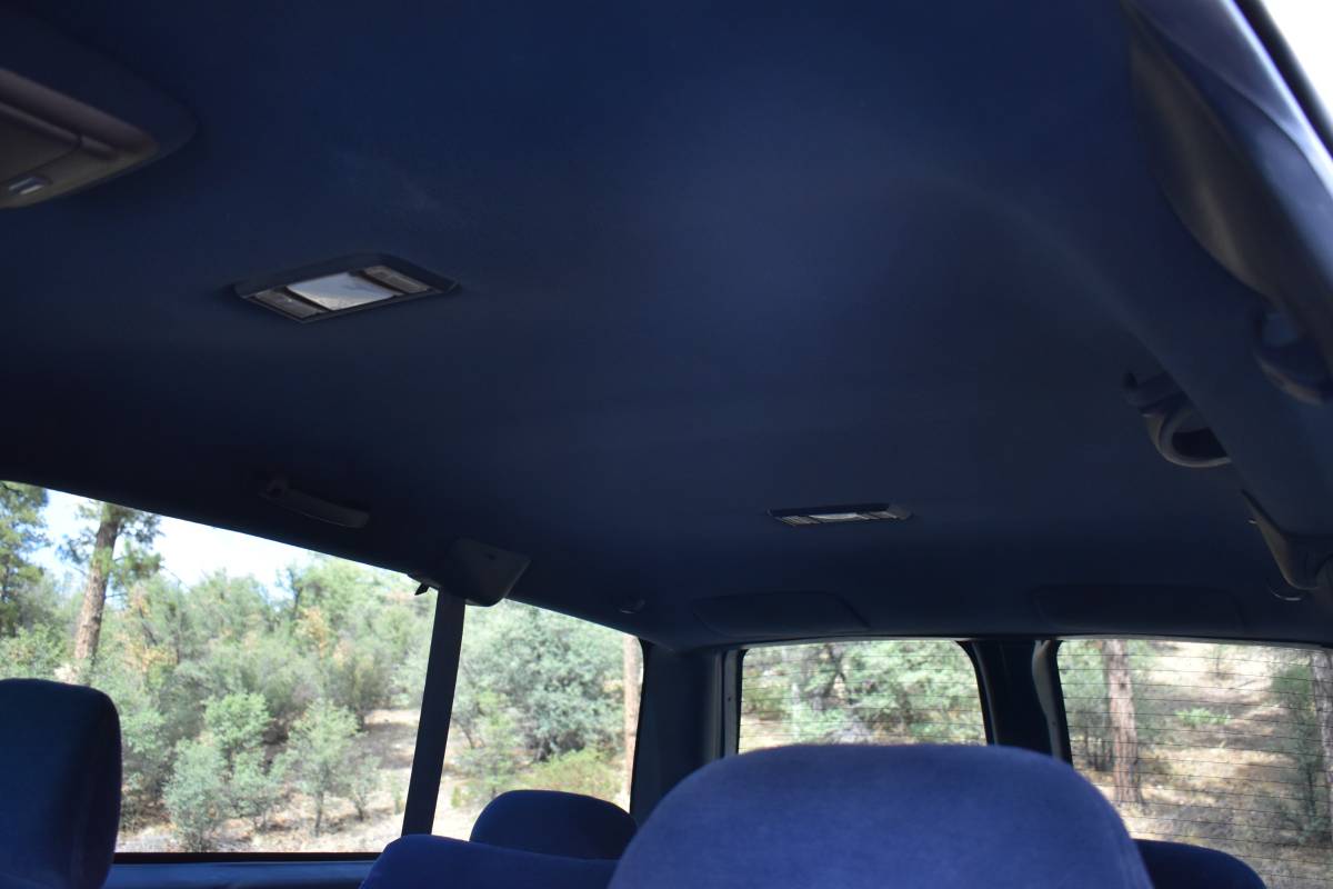 Chevrolet-tahoe-12-ton-nominal-1995-14