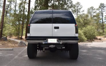 Chevrolet-tahoe-12-ton-nominal-1995-3