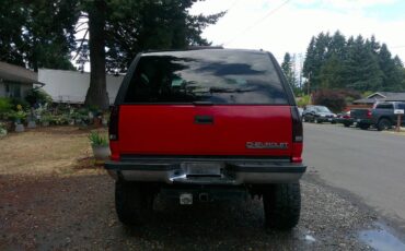 Chevrolet-tahoe-1995-red-5