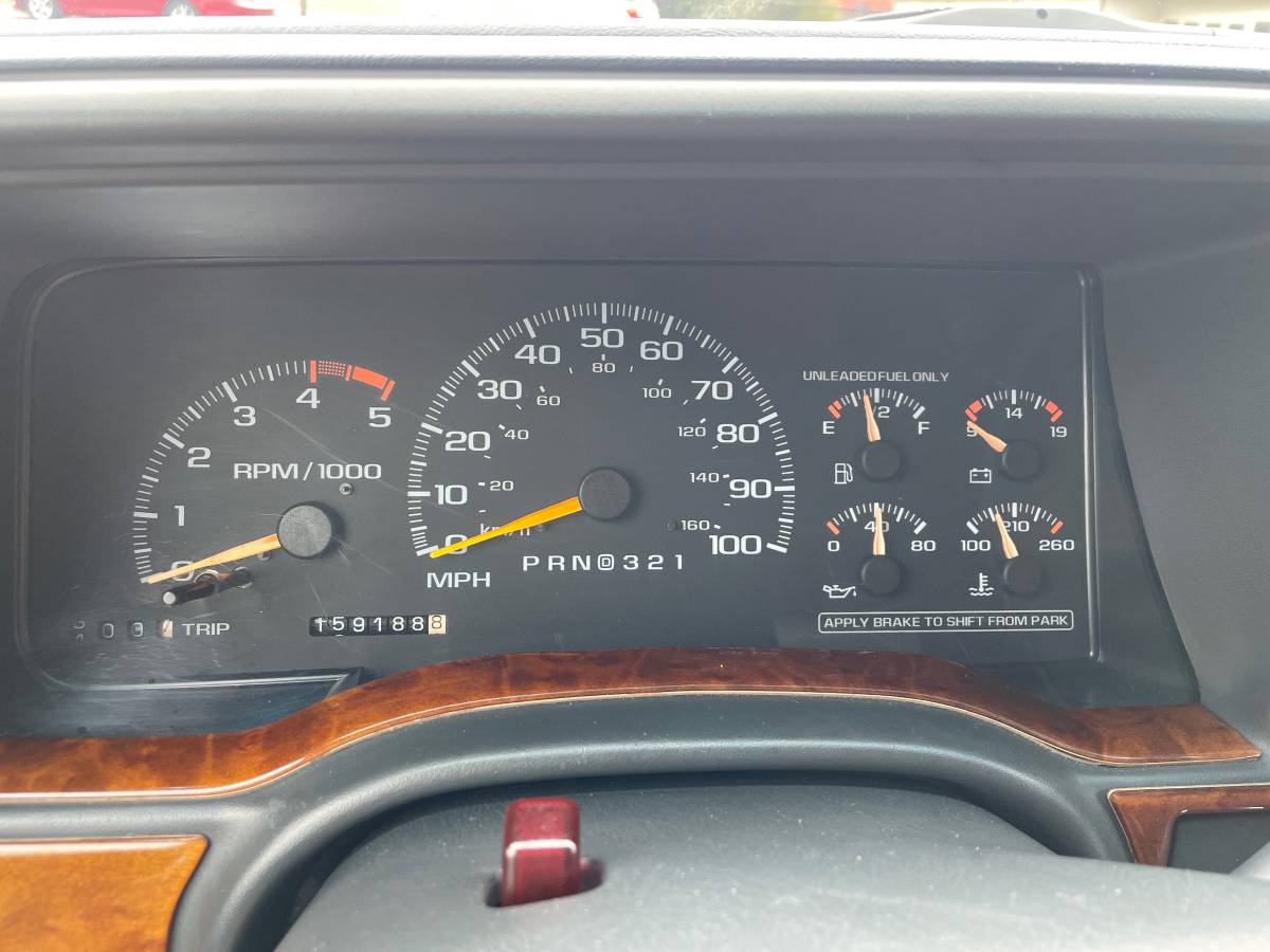 Chevrolet-tahoe-2-door-1995-red-17