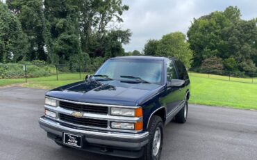 Chevrolet-tahoe-2-door-1995-red
