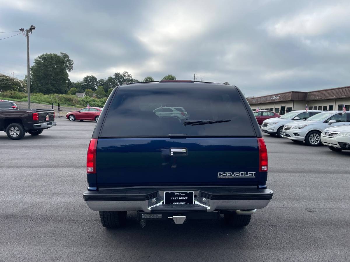 Chevrolet-tahoe-2-door-1995-red-6