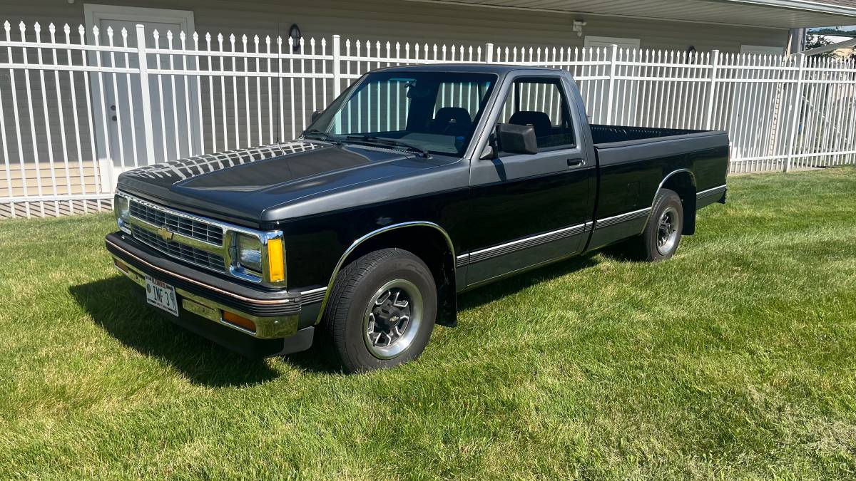 Chevrolet-tahoe-s10-1992-2