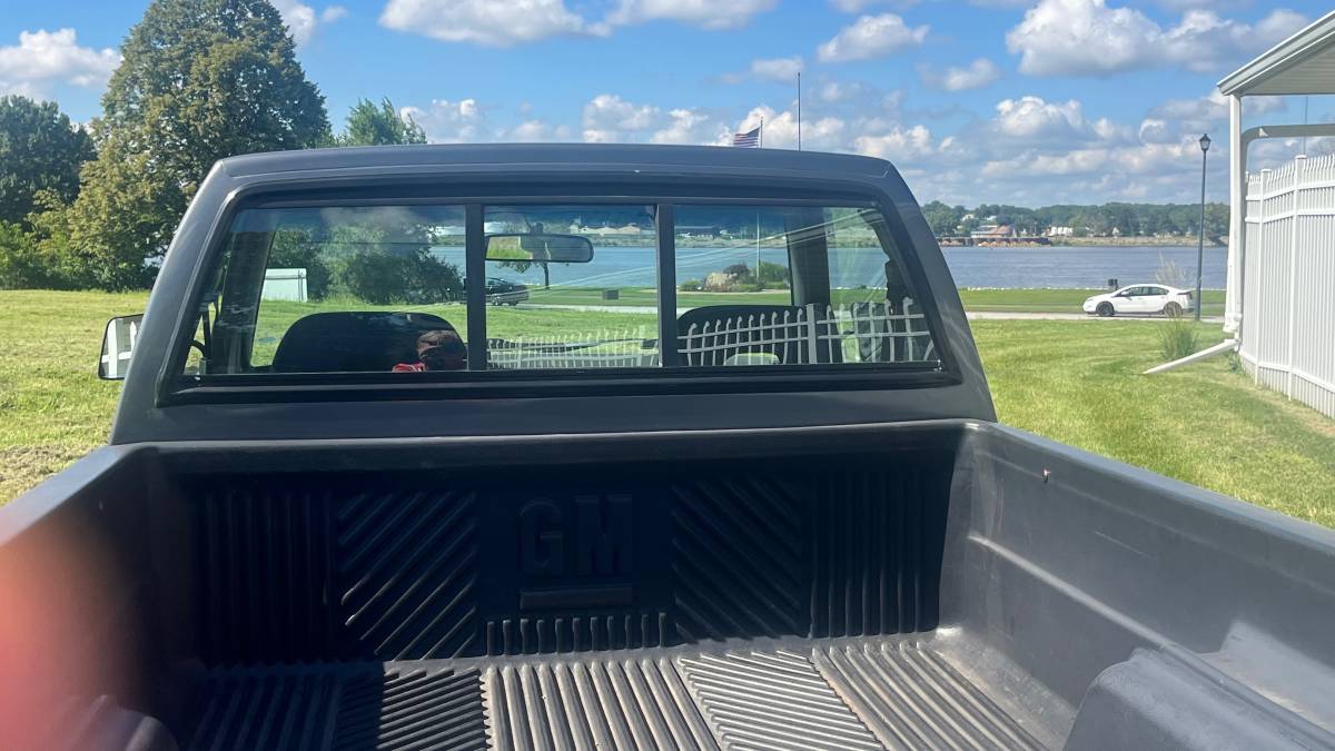Chevrolet-tahoe-s10-1992-6