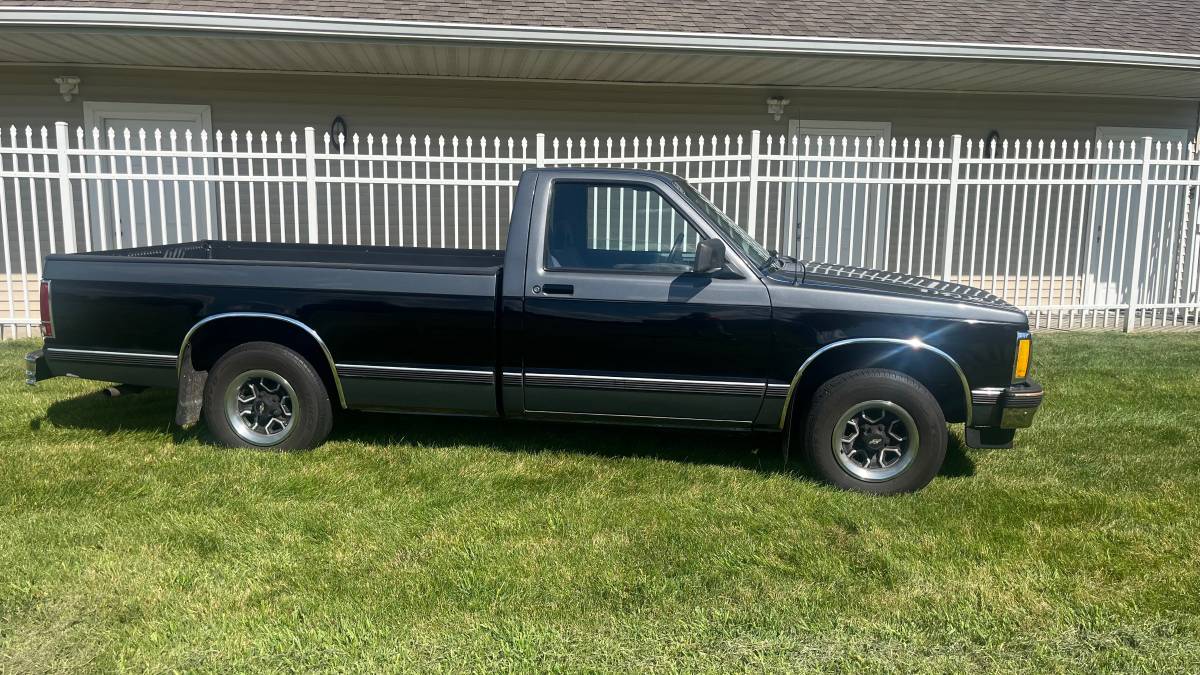 Chevrolet-tahoe-s10-1992
