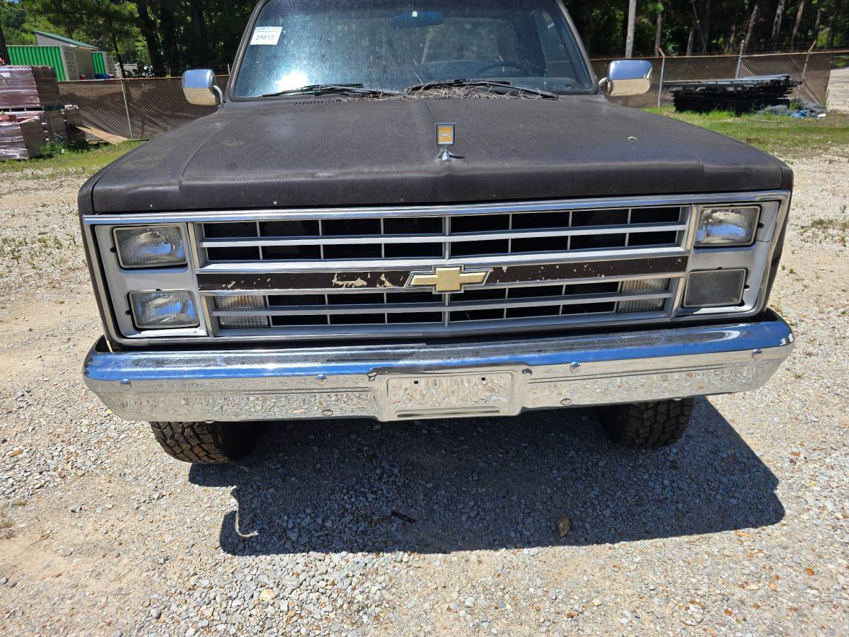 Chevrolet-v10-1987-10