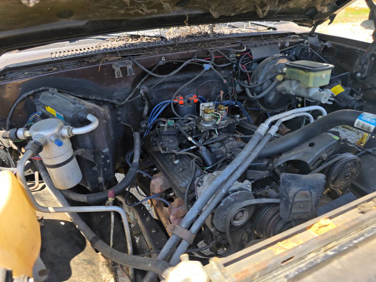 Chevrolet-v10-1987-13