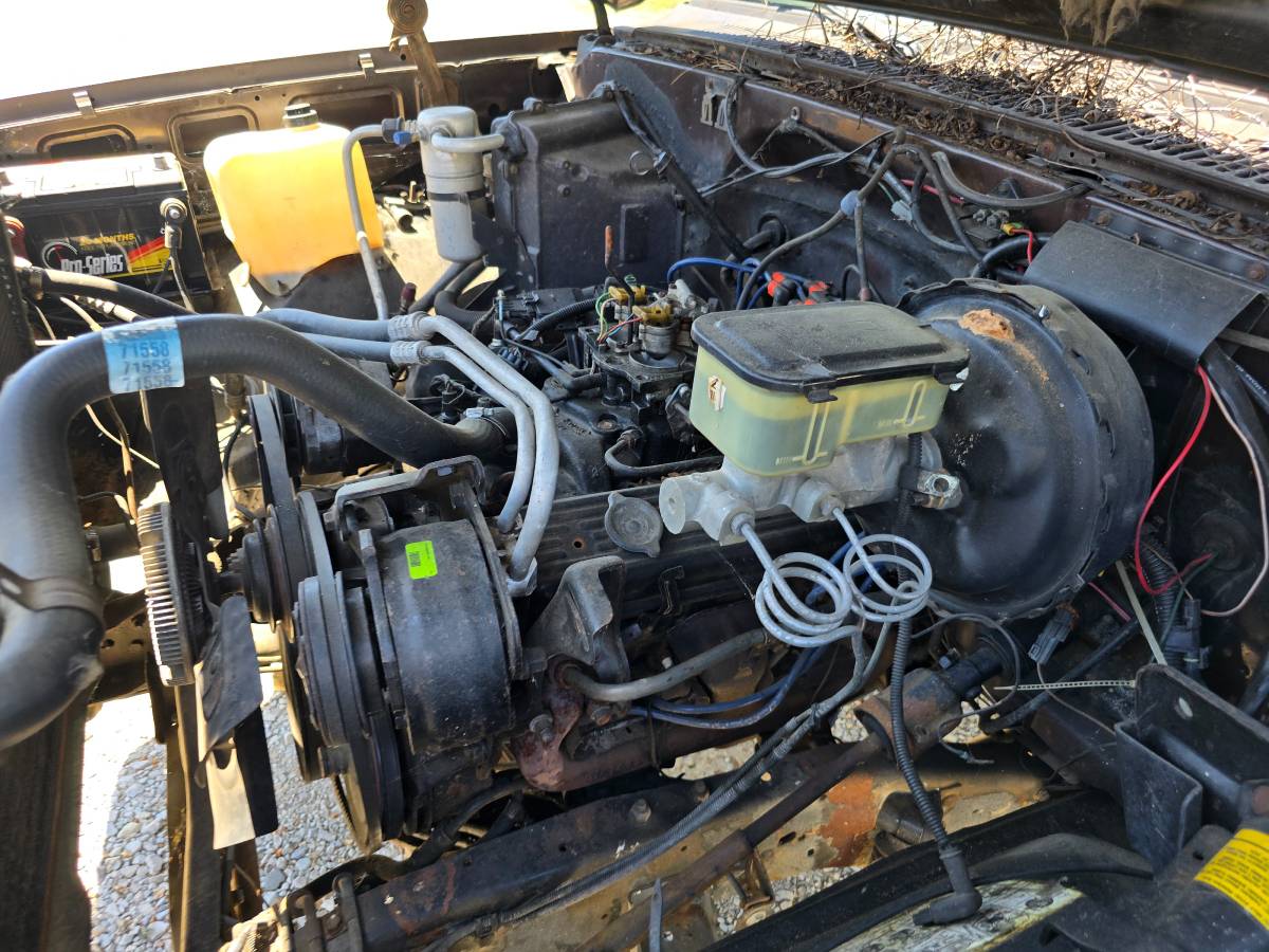 Chevrolet-v10-1987-16