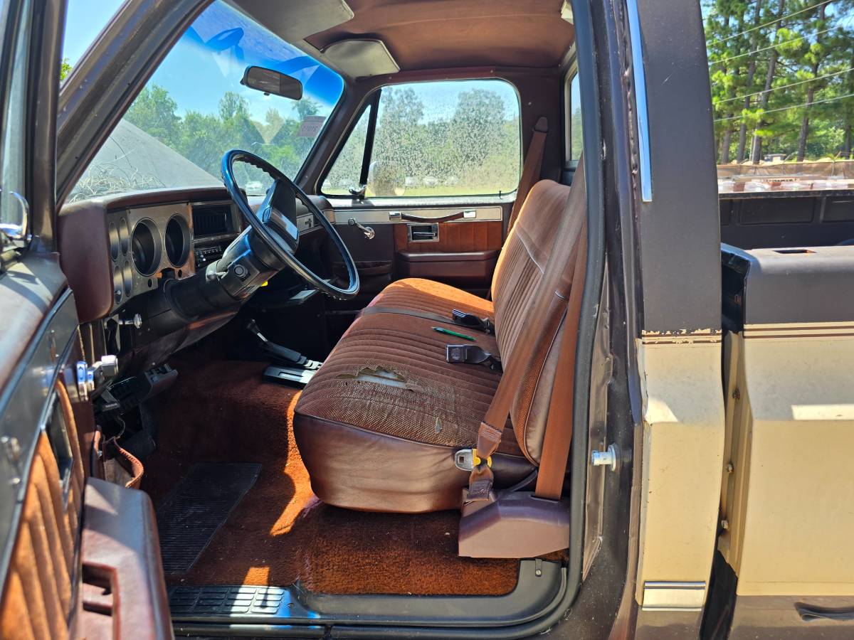 Chevrolet-v10-1987-21