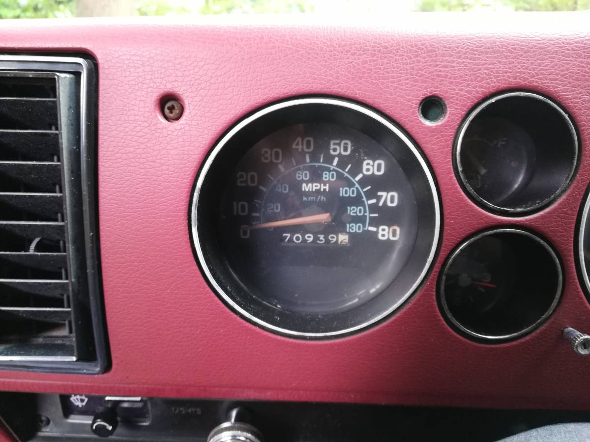 Chevrolet-van-g30-1978-red-3