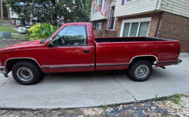 Chevy-1500-2-wd-1991-red-11