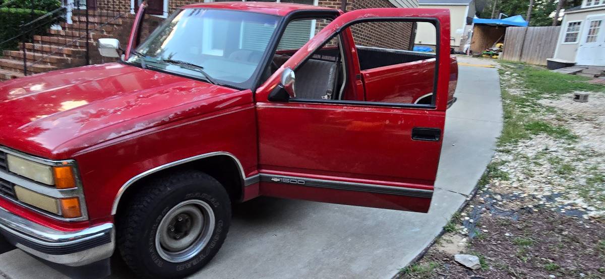 Chevy-1500-2-wd-1991-red-2