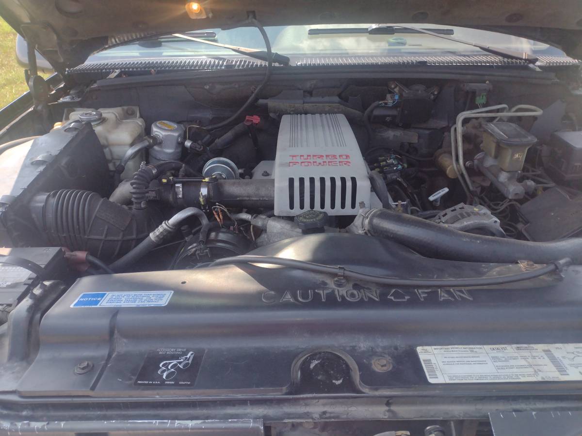 Chevy-1500-diesel-1995-black-5