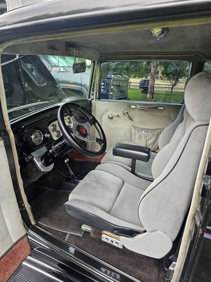 Chevy-1932-grey-16