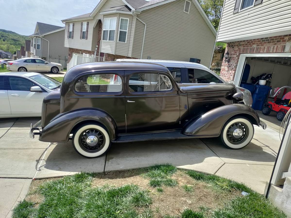 Chevy-1936-brown-2