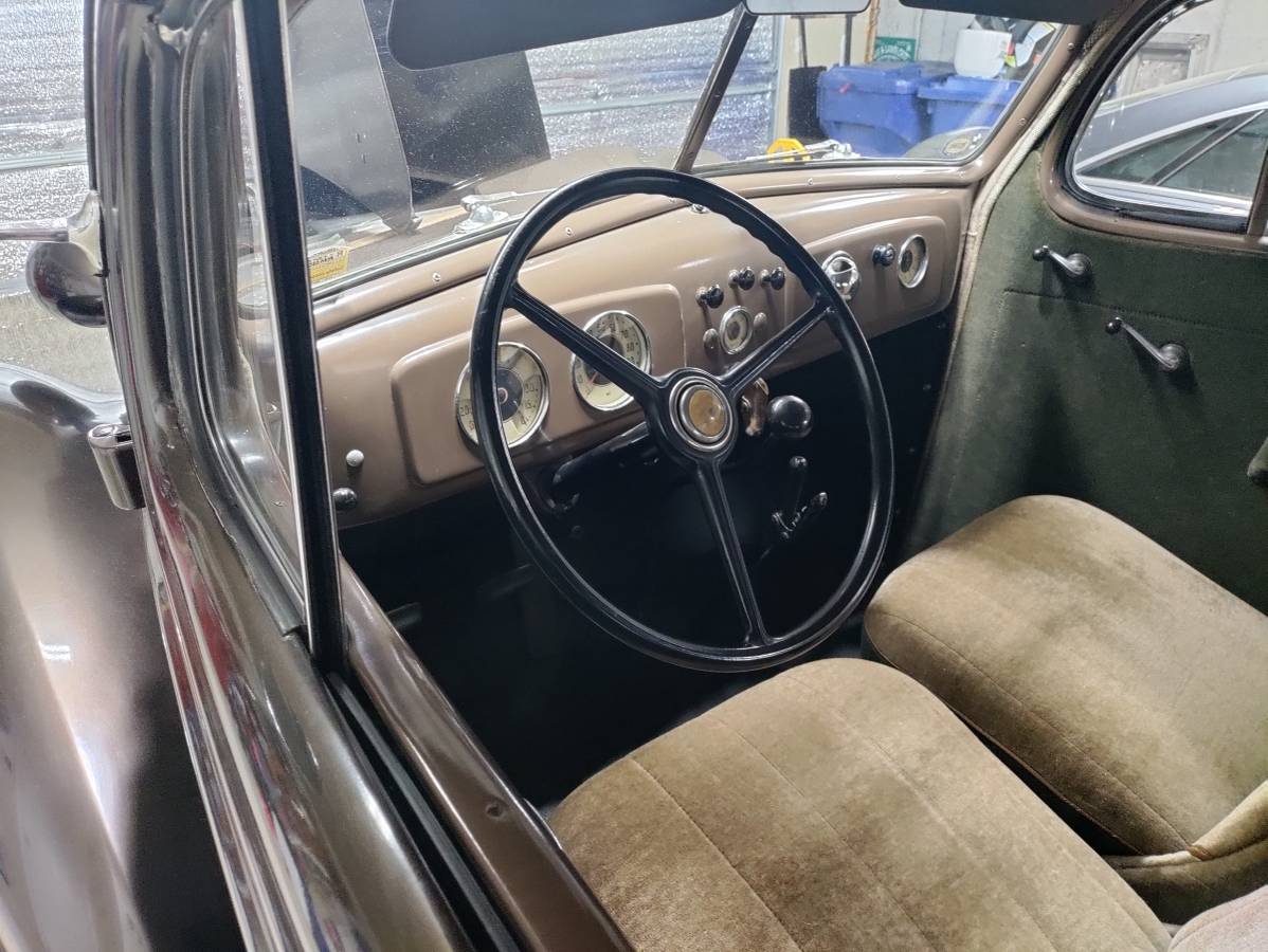 Chevy-1936-brown-7