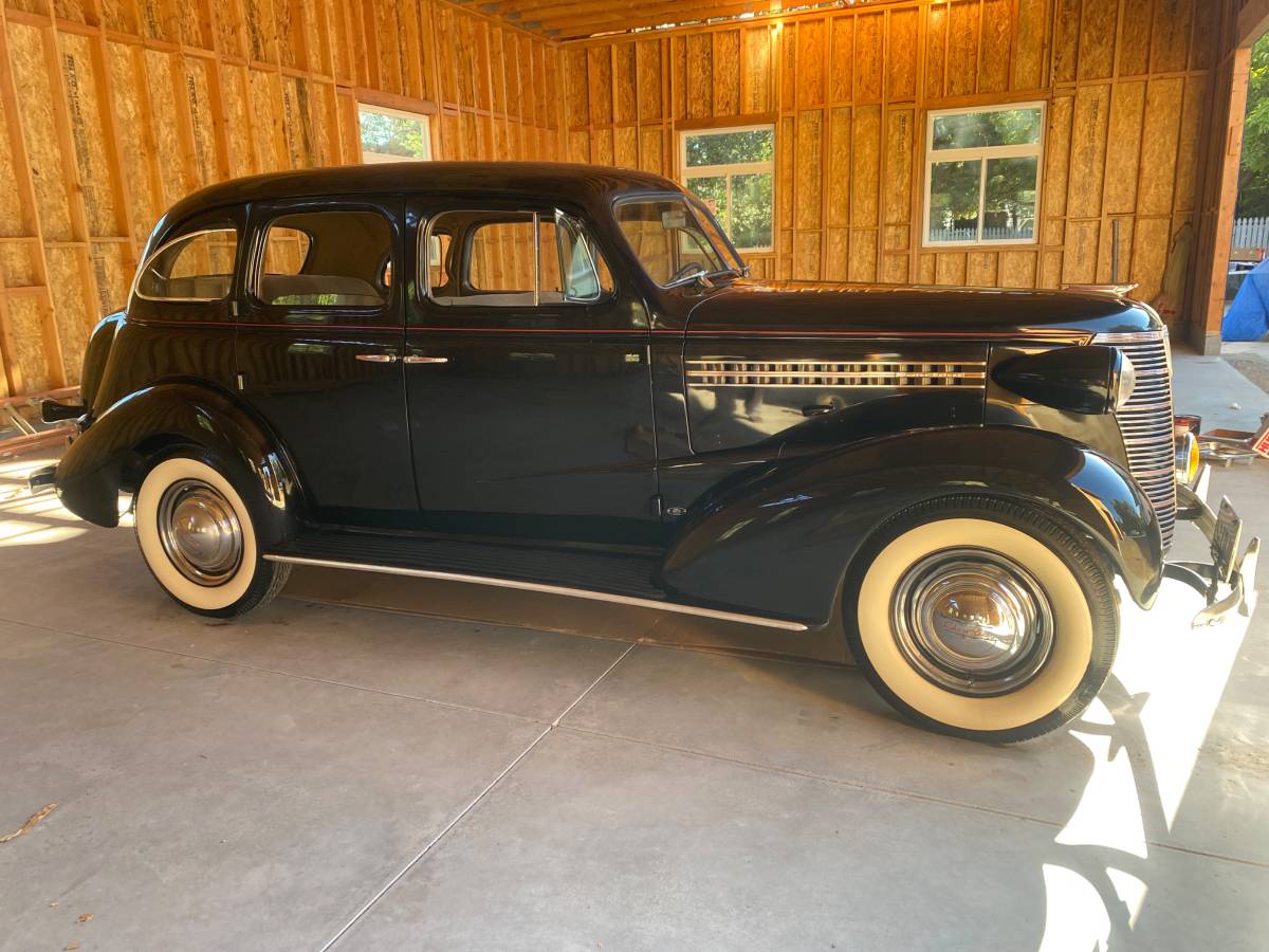 Chevy-1938-black-19