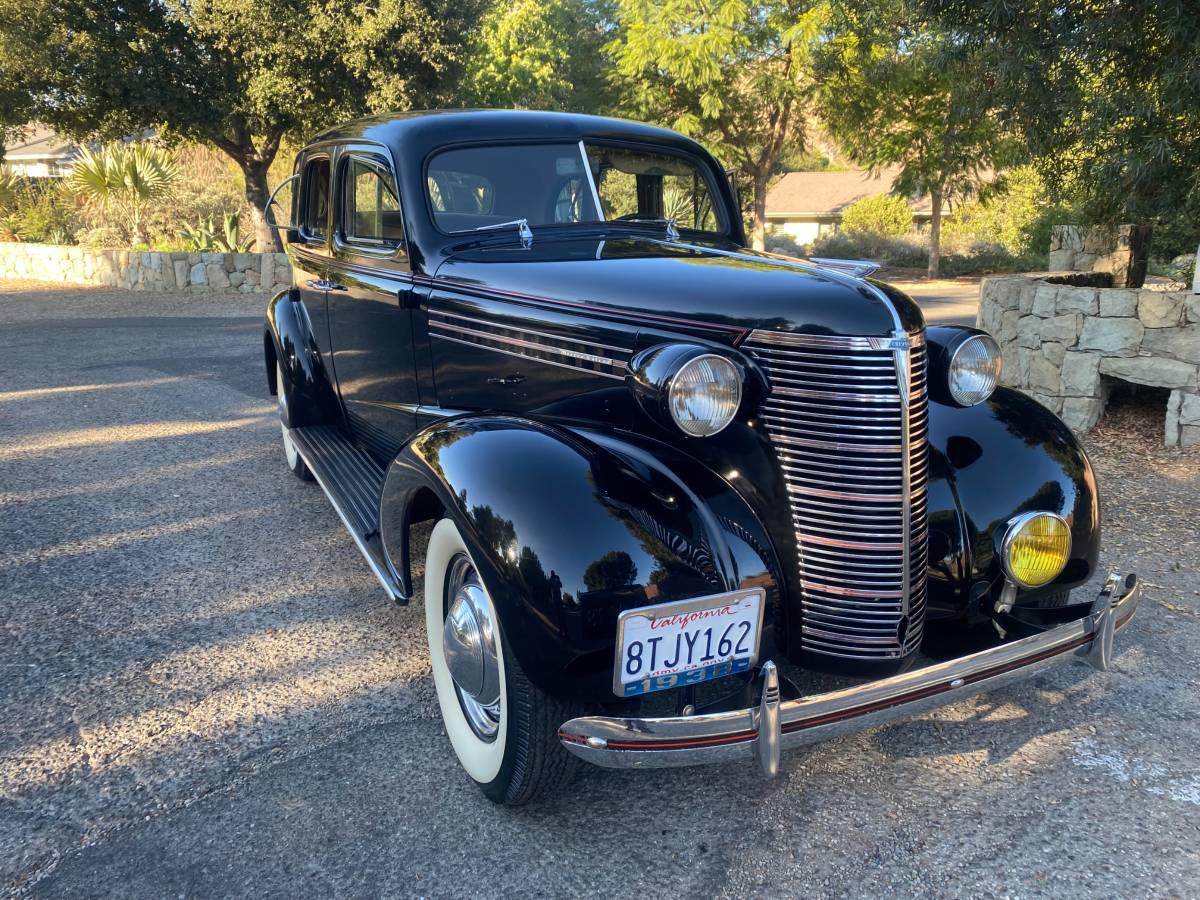 Chevy-1938-black-5