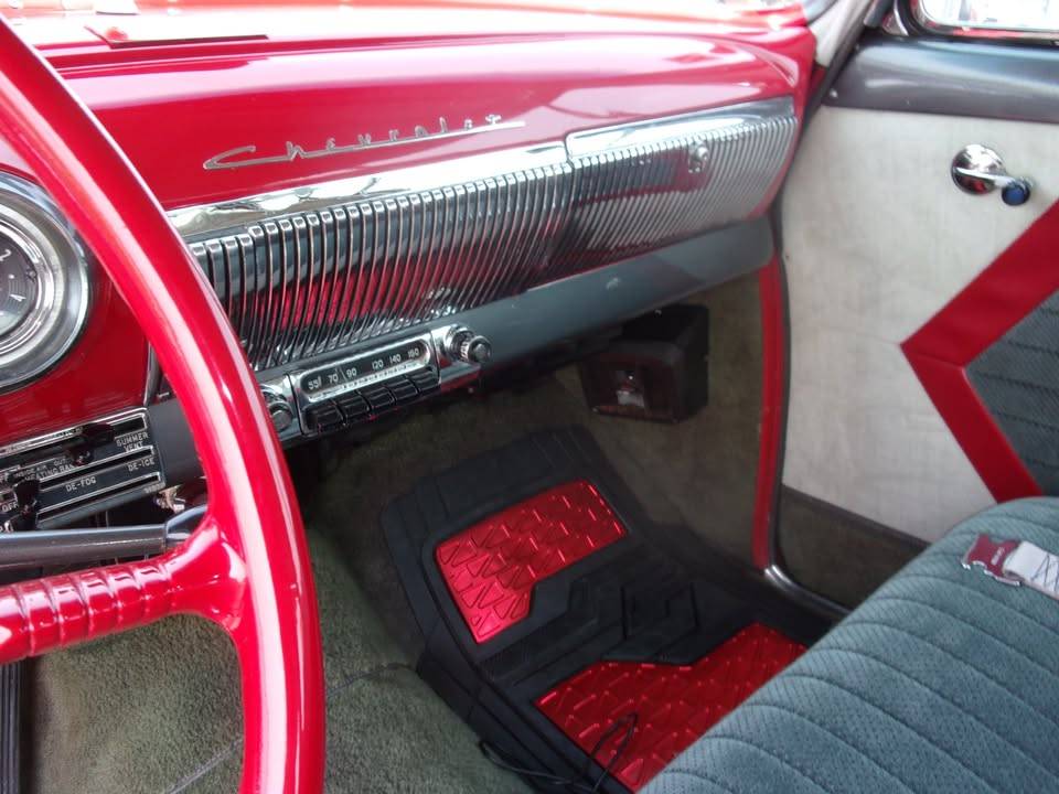 Chevy-1953-red-4
