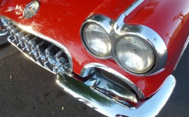 Chevy-1960-red-9