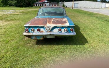 Chevy-1961-blue