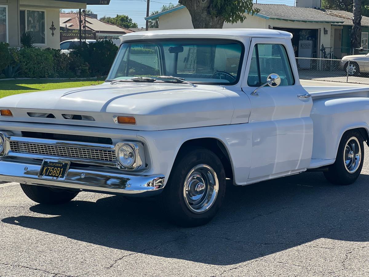 Chevy-1966-grey