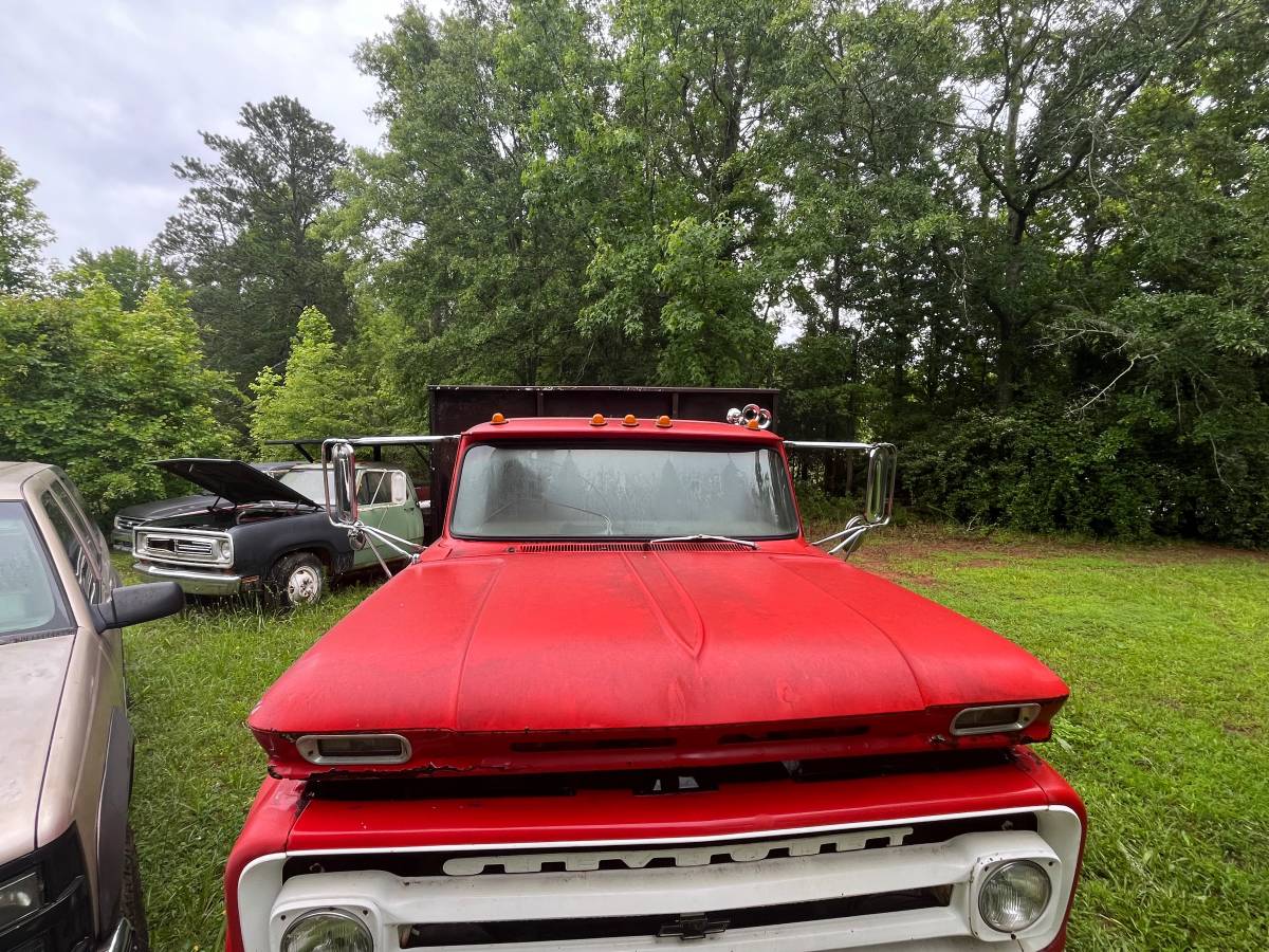 Chevy-1966-red-12