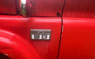 Chevy-1966-red-5