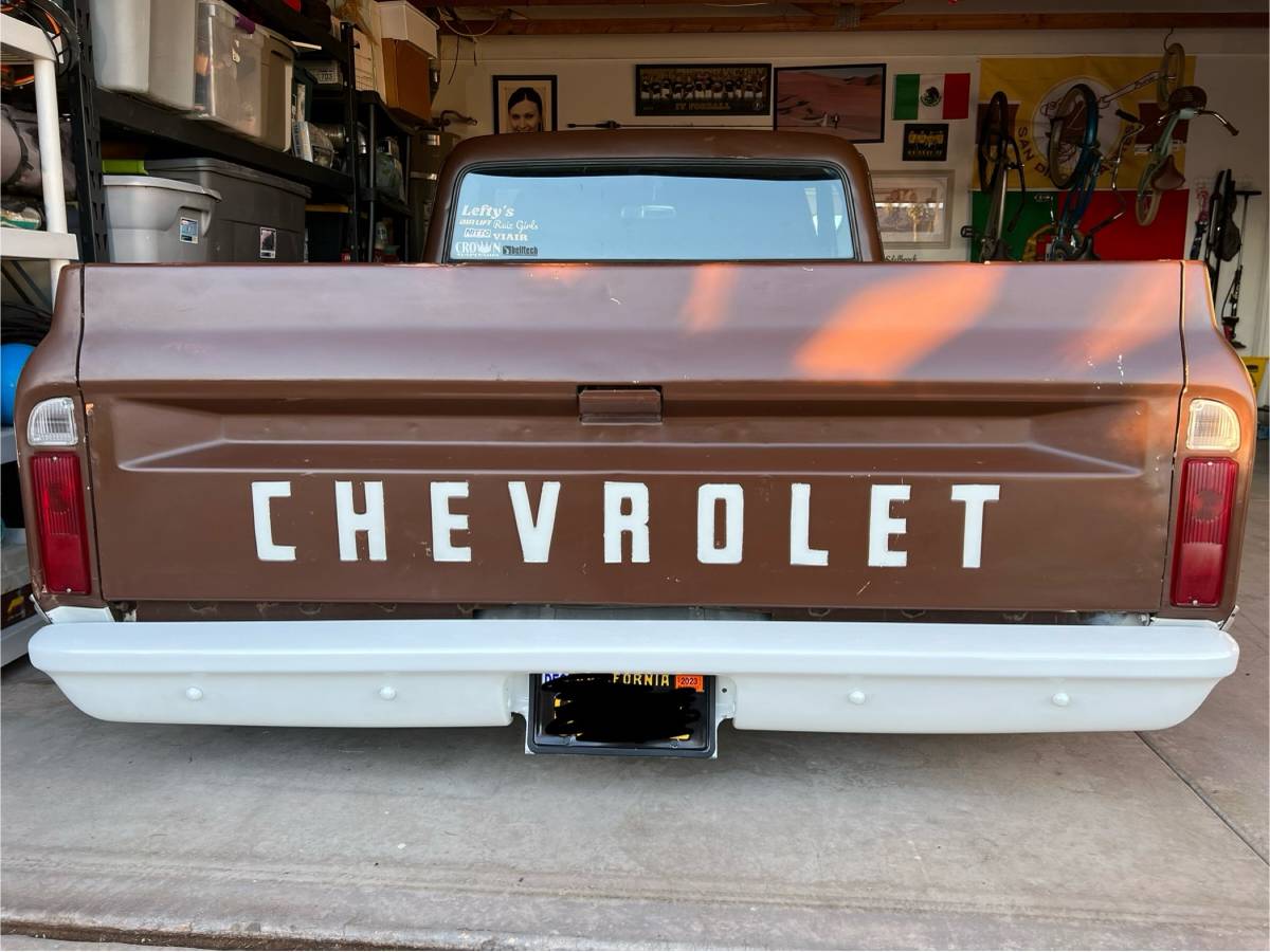Chevy-1968-brown-2