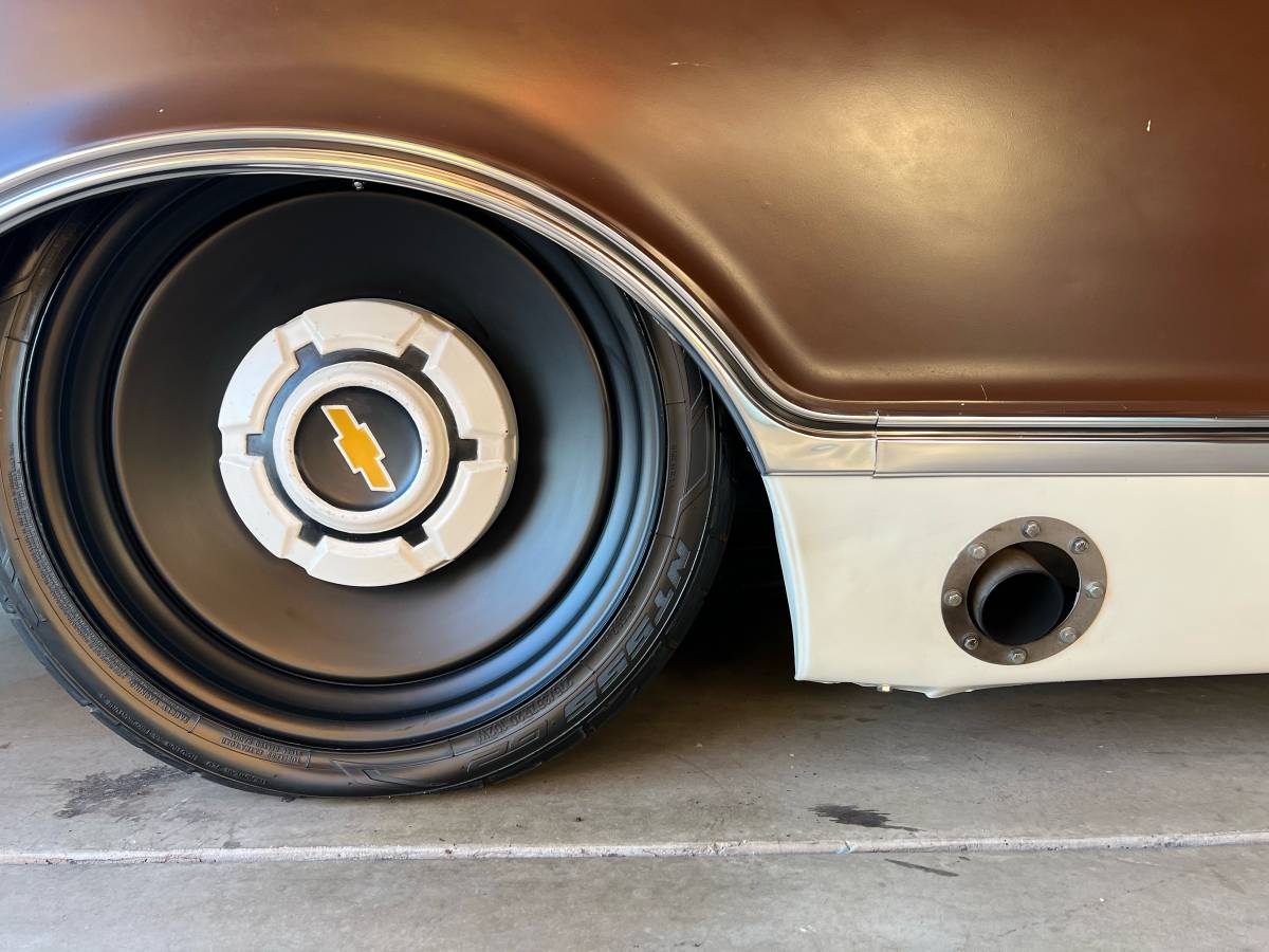 Chevy-1968-brown-4