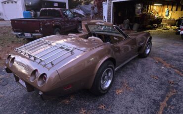 Chevy-1975-brown