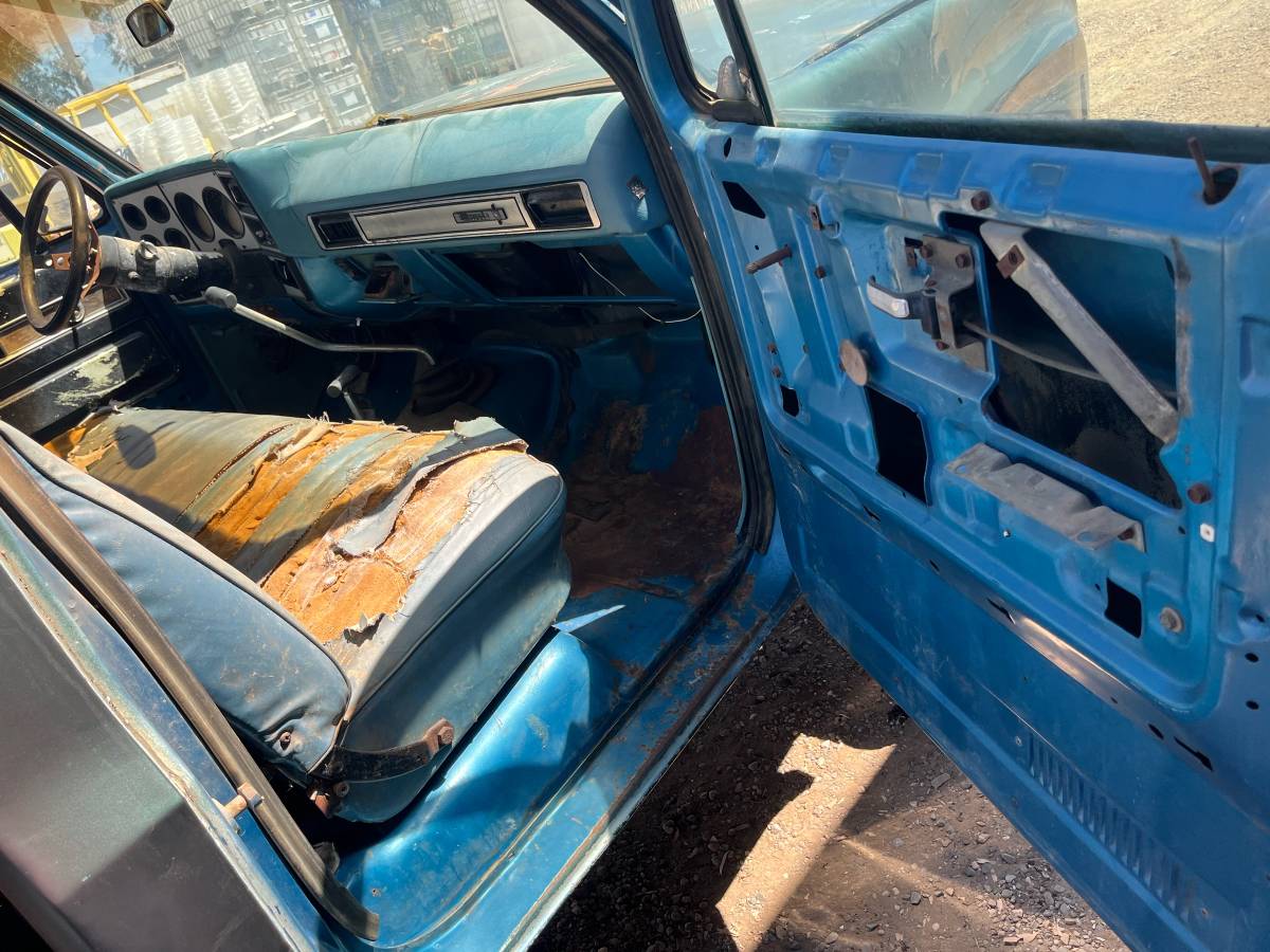 Chevy-1978-blue-4