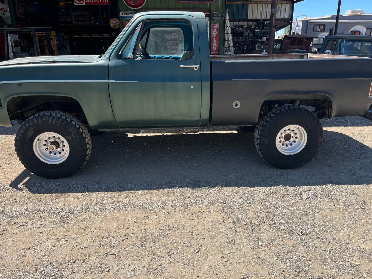 Chevy-1978-blue