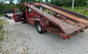 Chevy-1979-red-10