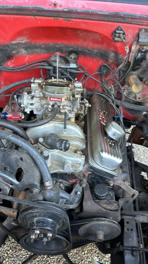 Chevy-1979-red-8