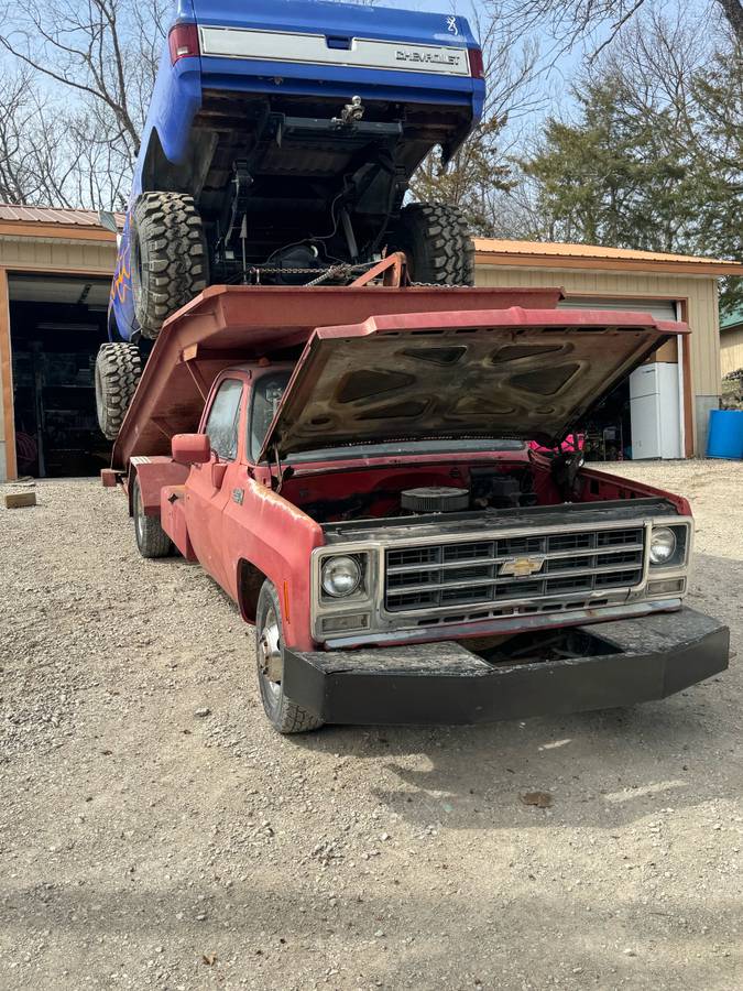 Chevy-1979-red