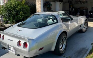 Chevy-1981-grey-6