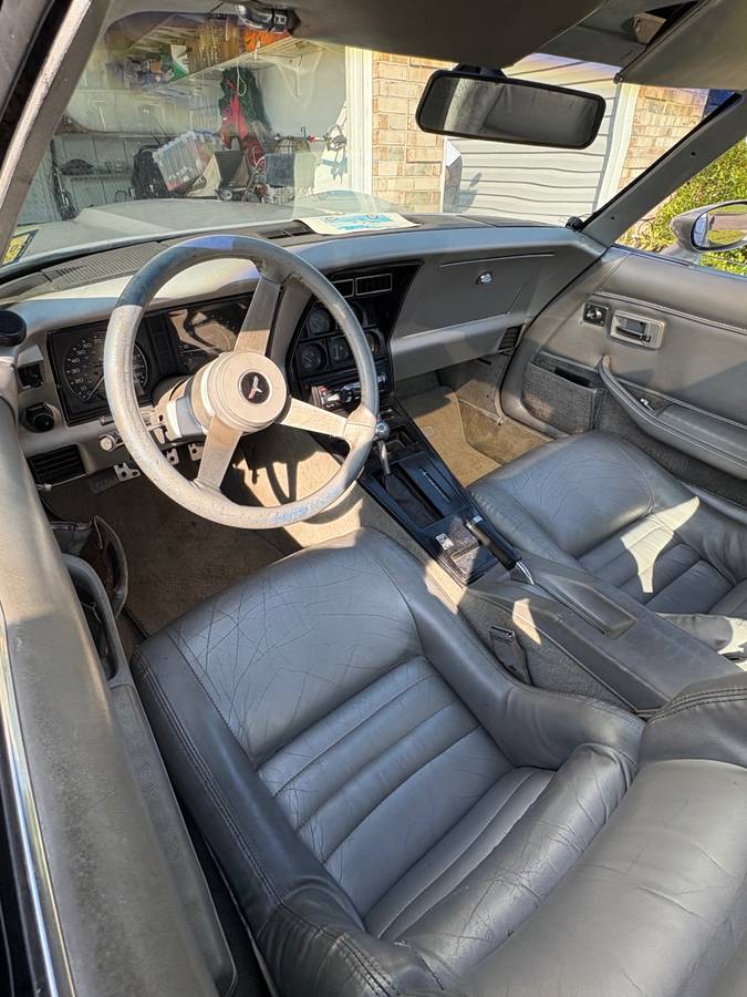 Chevy-1981-grey-9