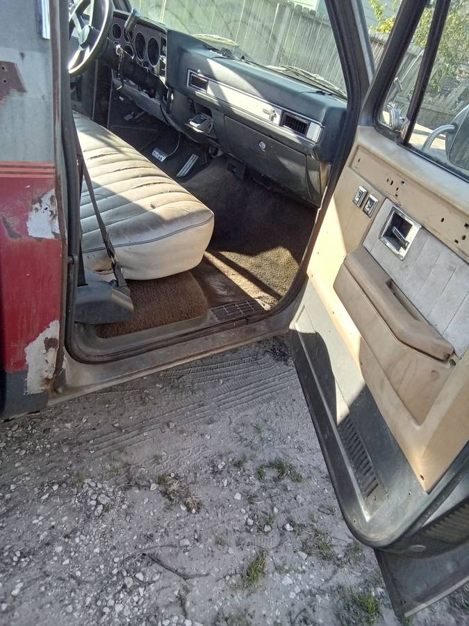 Chevy-1987-grey-4