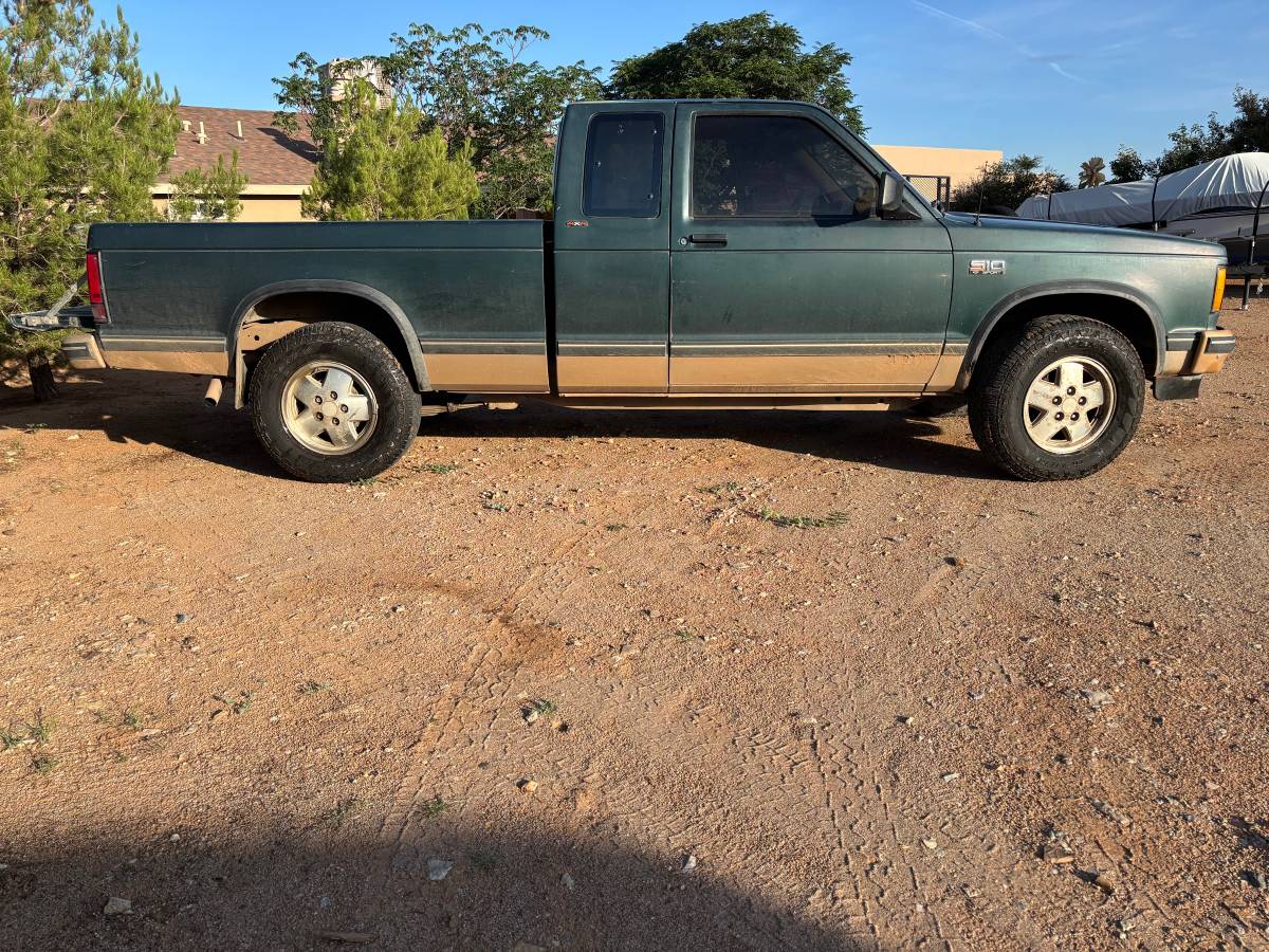 Chevy-1988-green-1