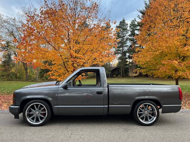 Chevy-1990-silver-3